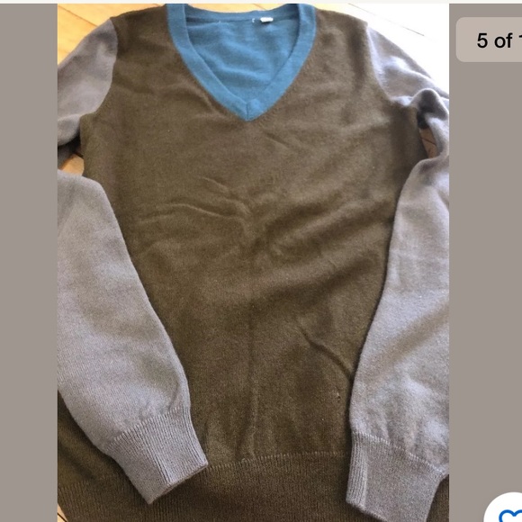 Uniqlo Cashmere V-Neck Sweater Sz S - Picture 4 of 8